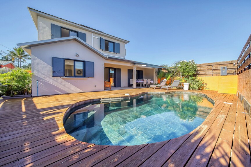Villa Théolya : piscine privée chauffée et bain à remous à Saint-Pierre en La Réunion